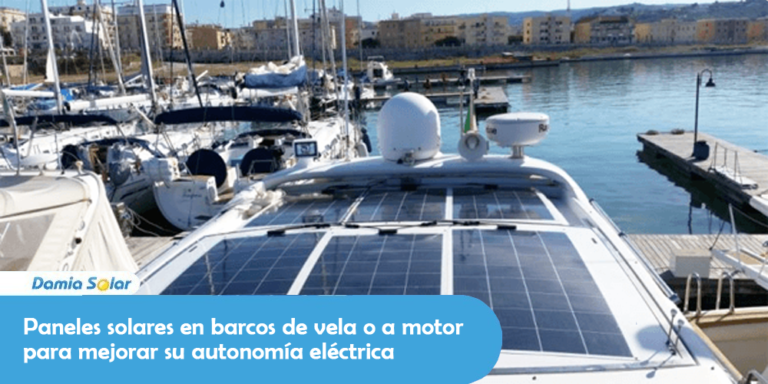 Placas solares en barcos de vela y motor para mejorar su autonomía eléctrica